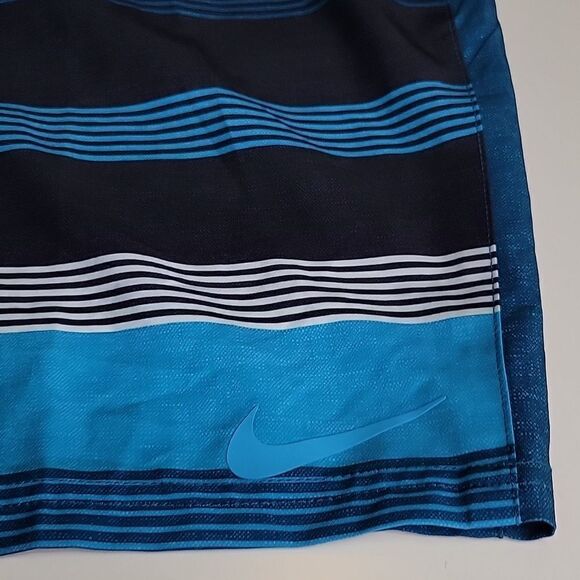 NEW L NIKE REPEL BOARD SWIMMING SWIM TRUNKS BLUE BLACK SHORTS MEN'S LARGE NWT - Picture 12 of 16